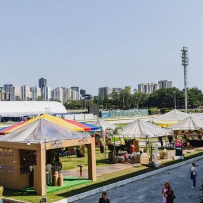 Descubra as diversas atrações e delícias da Carandaí 25 além das araras.