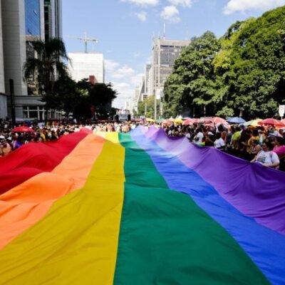 Descubra ofertas especiais em São Paulo para celebrar o mês LGBTQIA+ com descontos.