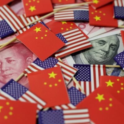 Economistas preocupados com desempenho recente da China afetando atividade global – análise atualizada.