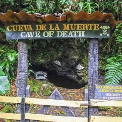 Exploração extrema: Caverna mortal nas montanhas vulcânicas da Costa Rica com ar tóxico.