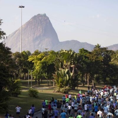 Confira a programação completa de corridas de rua no Rio em 2024 e prepare-se para alongar!