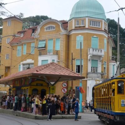 Festival de inverno em Santa Teresa com bonde musical: experiência única no Rio de Janeiro