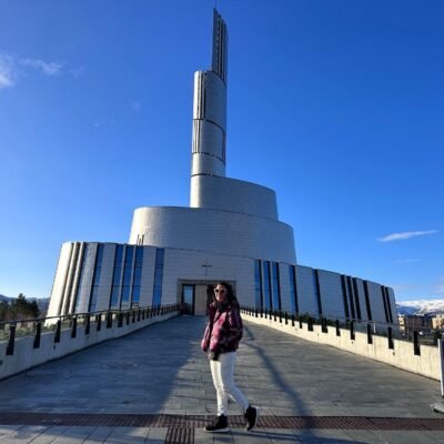 Descubra a incrível catedral na Noruega com celebração à Aurora Boreal