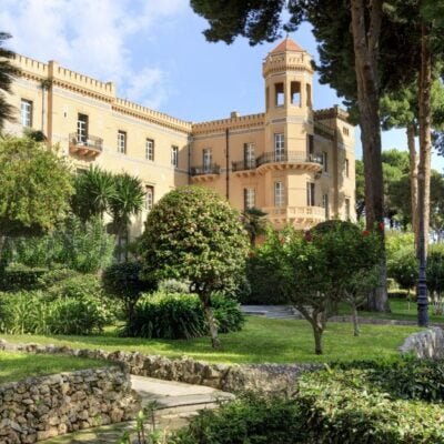 Descubra o encantador Palácio italiano transformado em hotel cinco estrelas na Sicília