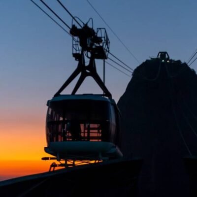 Assista o incrível nascer do sol no Pão de Açúcar em primeira fila!