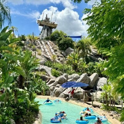 Descubra como aproveitar a entrada gratuita nos parques aquáticos da Disney World Resort