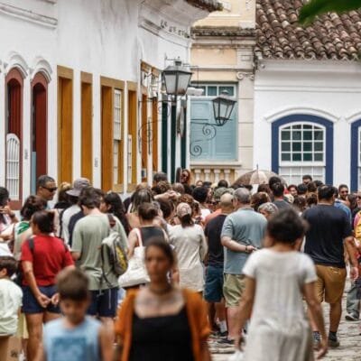 Descubra as atrações imperdíveis da programação alternativa da Flip em Paraty