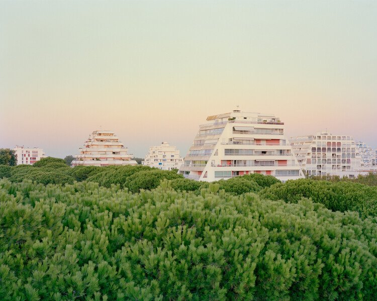 La Grande Motte. Image © Charly Broyez & Laurent Kronental