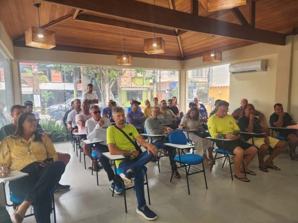 Participação dos oficiais da Marinha na reunião