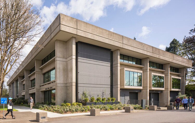 Salem Public Library Renovation / Hacker Architects - Fotografia Externa