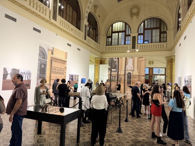 Interior do MARG durante a noite de reabertura