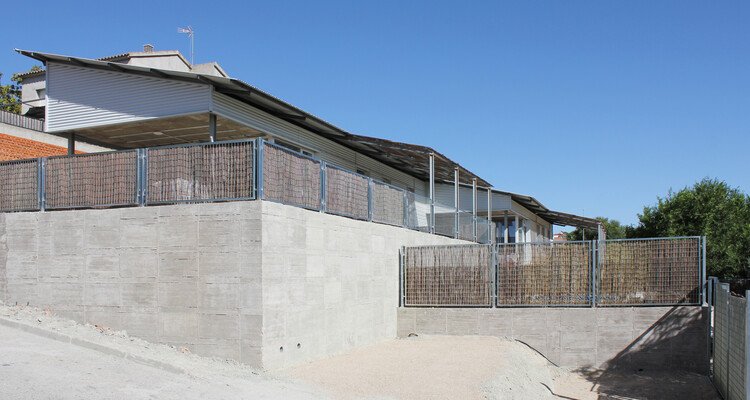 Casa para Dois Irmãos - Vista Exterior