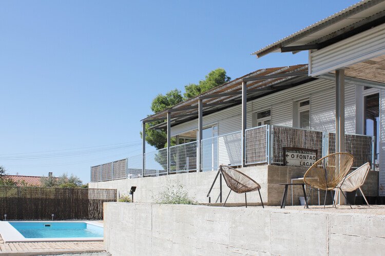 Casa para Dois Irmãos - Área Externa