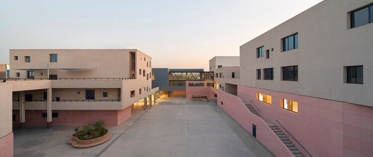 Escola Internacional da Comunidade de Bagdá