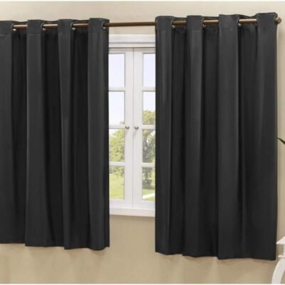 Cortina Blackout PVC corta 100% a luz 2,20 m x 1,30 m Preta