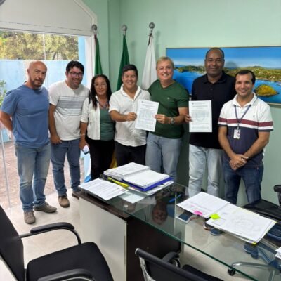 Alexandre Martins Formaliza Regularização Fundiária para Mais de 200 Famílias em Búzios.