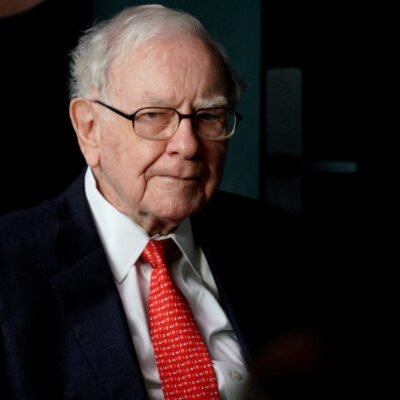 Governo dos EUA move ação contra um dos braços do império de Warren Buffett.