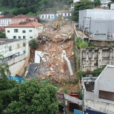 Patrimônio Histórico em Perigo: Casarão do Século XIX é Demolido em Itabira