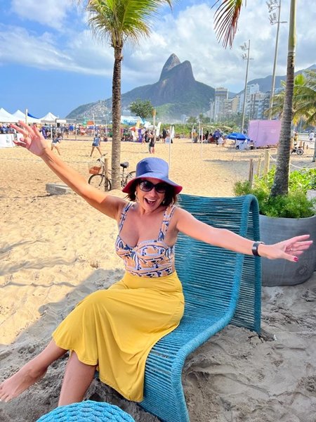 Renata Araújo no Clássico Beach Club, em Ipanema