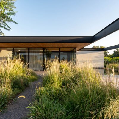 Casa Cañuelas / 3164.estudio + SDF Arquitetos