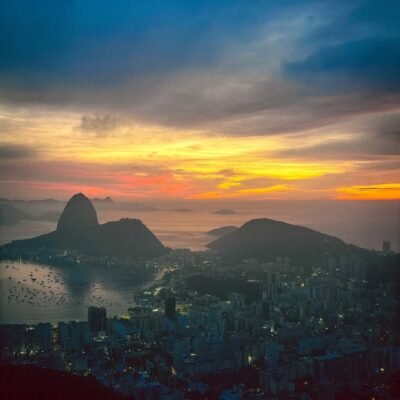 Domingo à noite (02/02) com possibilidade de chuvas; estabilidade no clima esperada a partir de terça-feira.