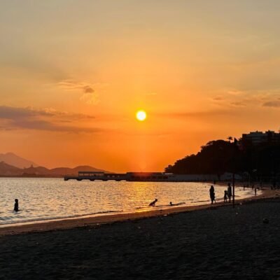 Rio de Janeiro registra previsão de calor intenso com máximas de até 42°C nesta terça-feira (18/02).