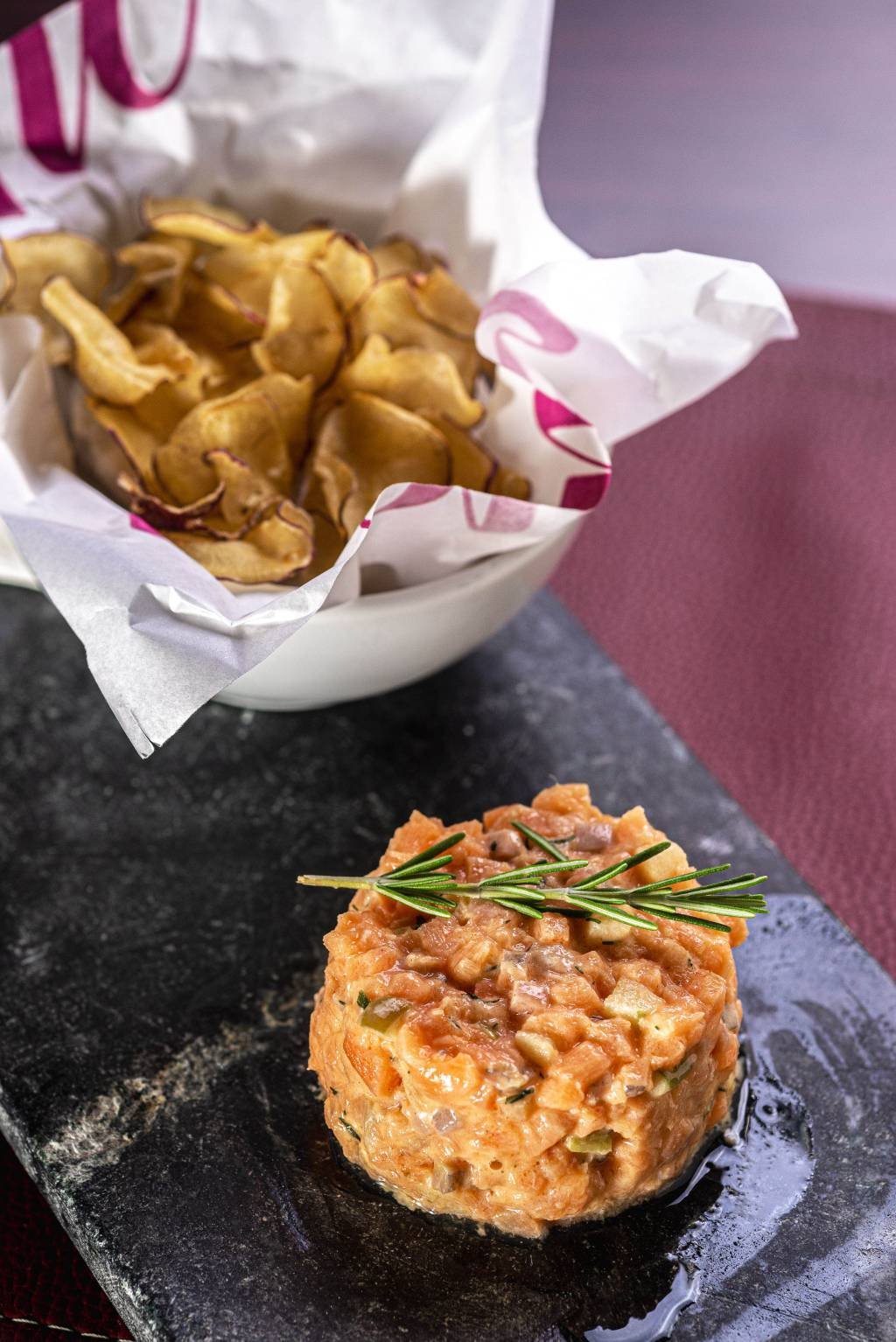 Vino: o tartare de salmão está na casa de Copacabana