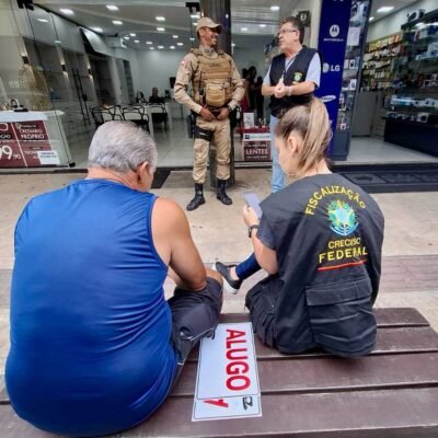 Autoridades intensificam fiscalização de aluguéis de temporada e placas de anúncios em Balneário Camboriú