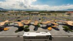 Extensas Coberturas de Bambus Ondulantes do Grupo LJ Recepcionam Viajantes no Aeroporto Internacional de Cam Ranh