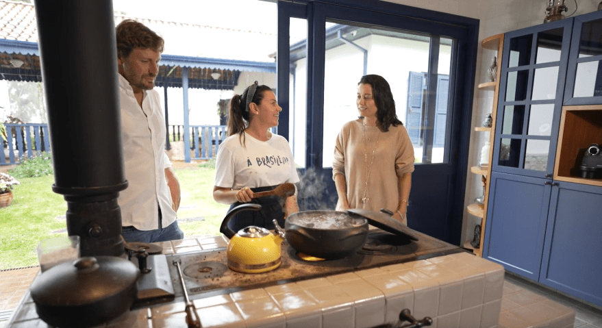 Feijoada preparada por Janaína Torres